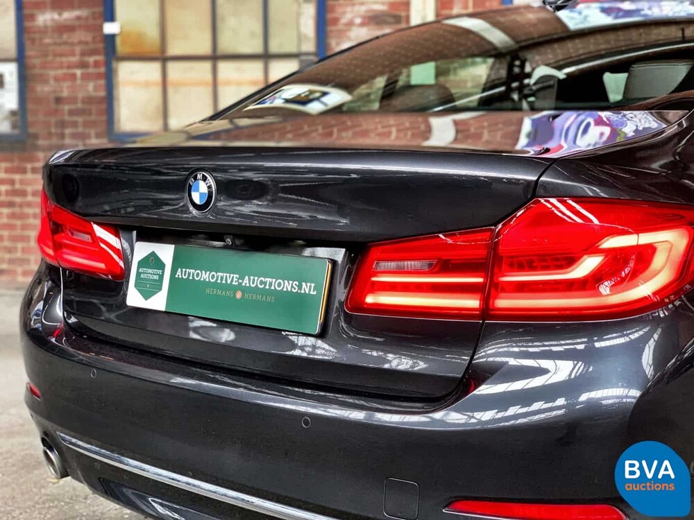 BMW 530d xDrive Luxury Line 265pk 2016 5-Serie, SG-223-J