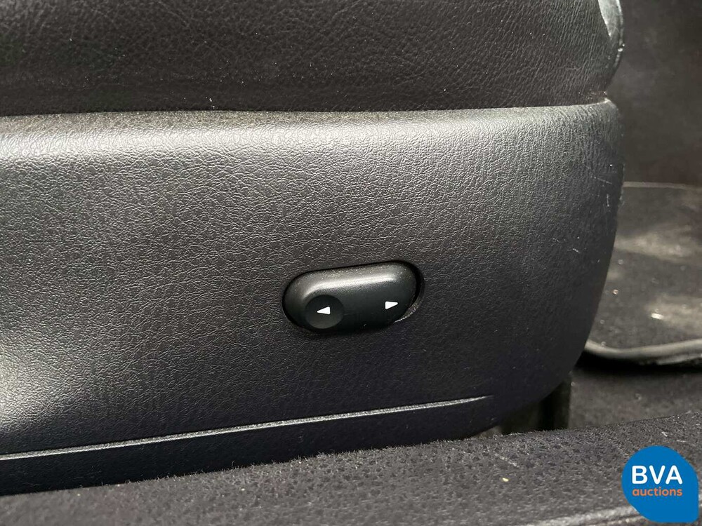 Ford Thunderbird 50th Anniversary 3.9 V8 256pk 2004, 9-XHN-66