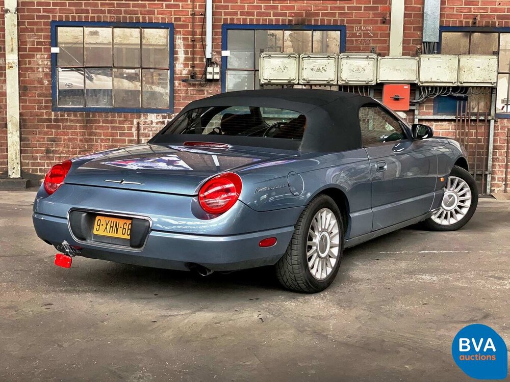 Ford Thunderbird 50th Anniversary 3.9 V8 256pk 2004, 9-XHN-66