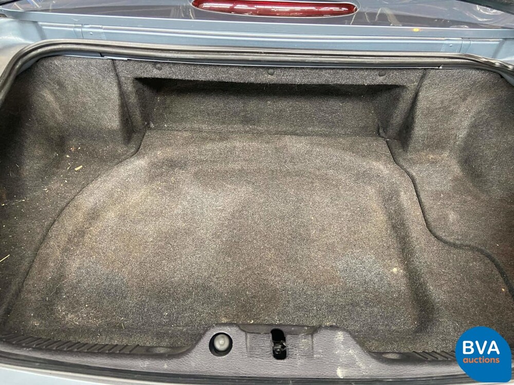 Ford Thunderbird 50th Anniversary 3.9 V8 256pk 2004, 9-XHN-66