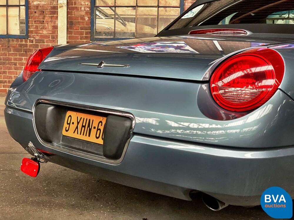 Ford Thunderbird 50th Anniversary 3.9 V8 256pk 2004, 9-XHN-66