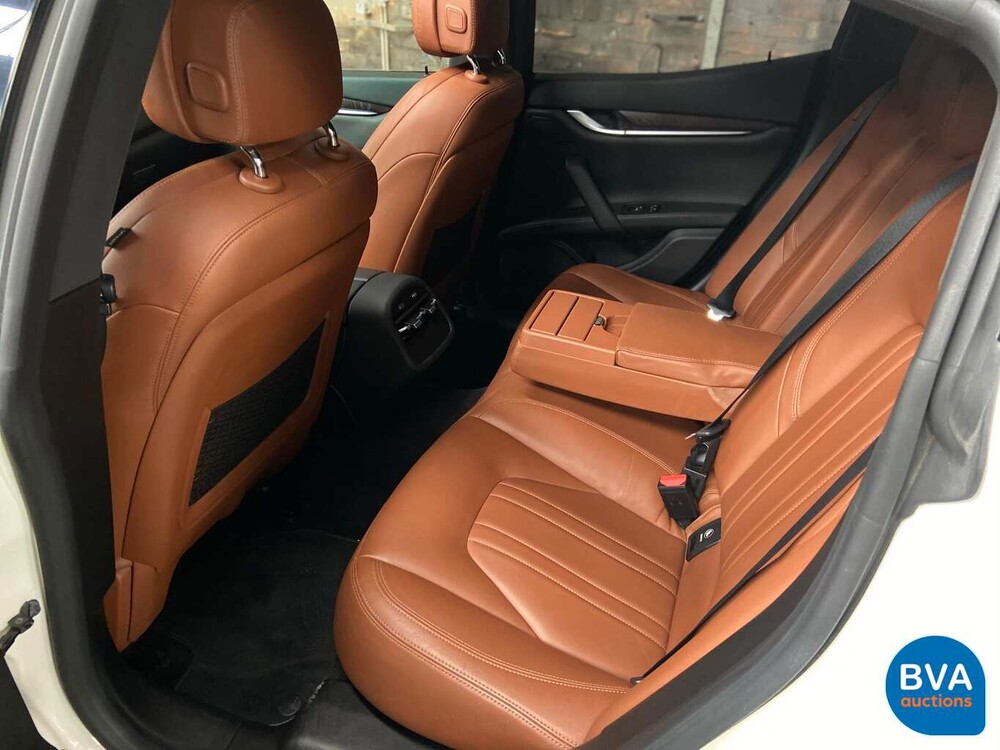 Maserati Ghibli 3.0 S Q4 410pk 2014, G-564-RZ