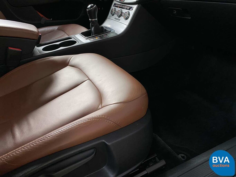 Volkswagen Passat 1.6 TDI BlueMotion Executive Edition 105pk 2014, 6-XHD-60