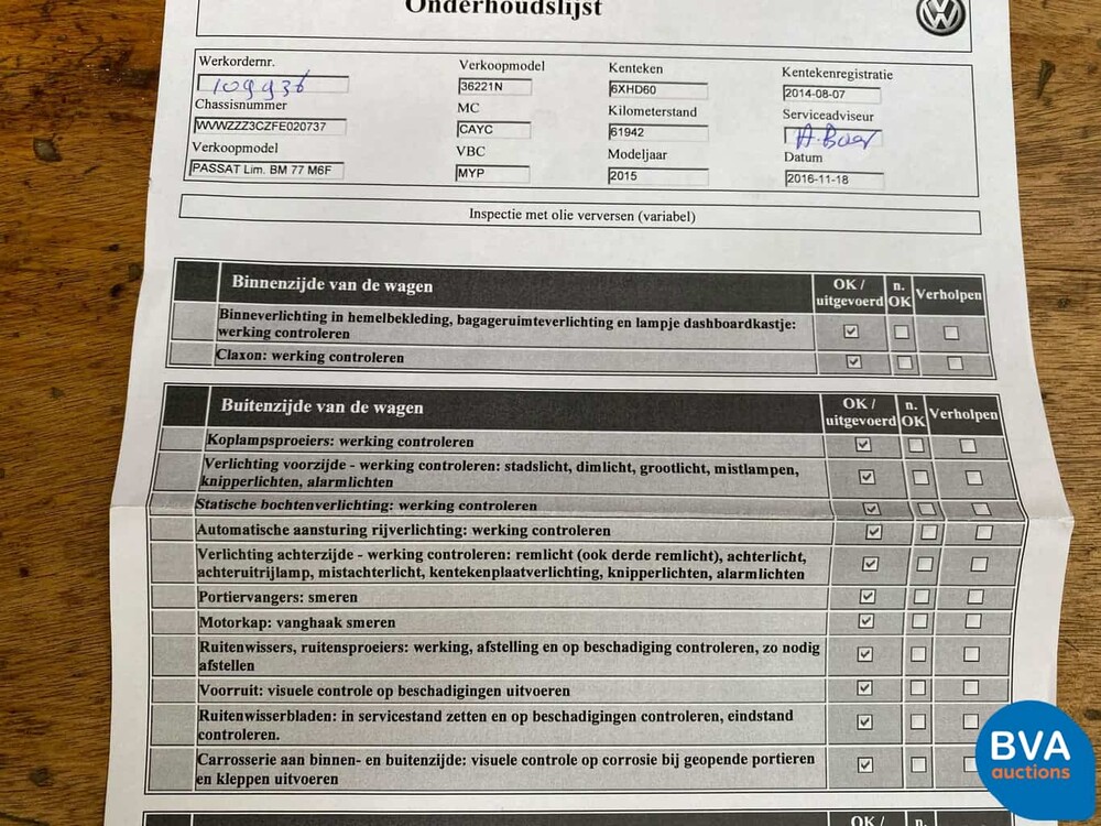 Volkswagen Passat 1.6 TDI BlueMotion Executive Edition 105pk 2014, 6-XHD-60