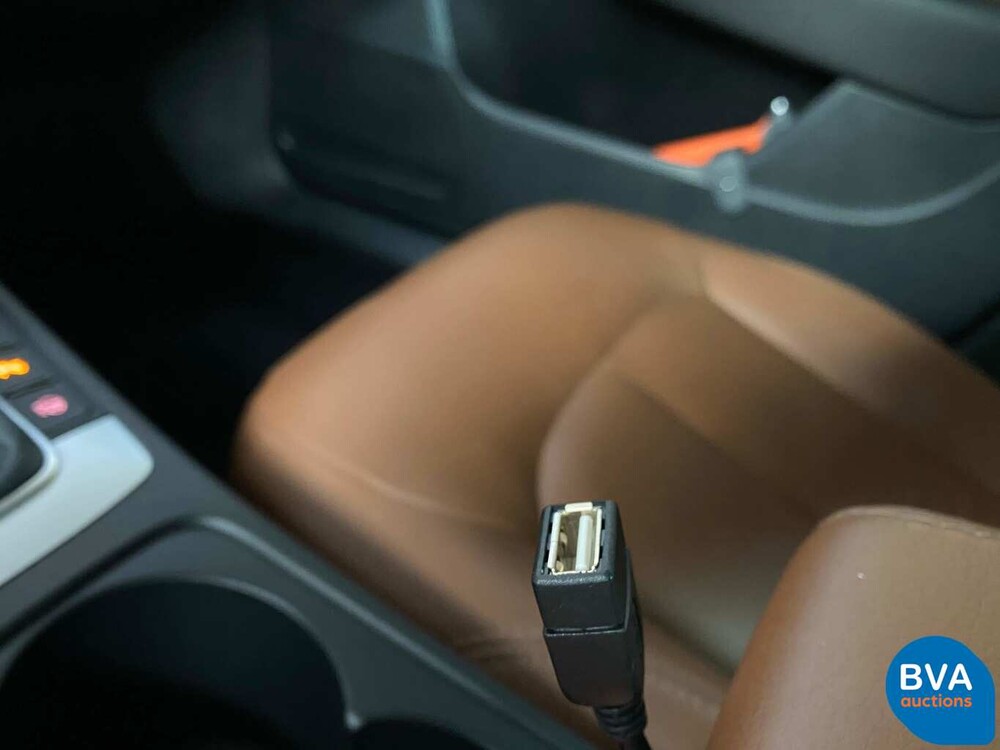 Volkswagen Passat 1.6 TDI BlueMotion Executive Edition 105pk 2014, 6-XHD-60