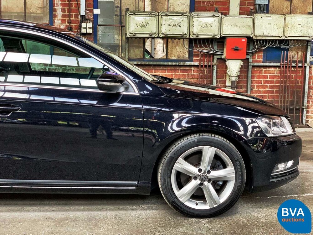 Volkswagen Passat 1.6 TDI BlueMotion Executive Edition 105pk 2014, 6-XHD-60