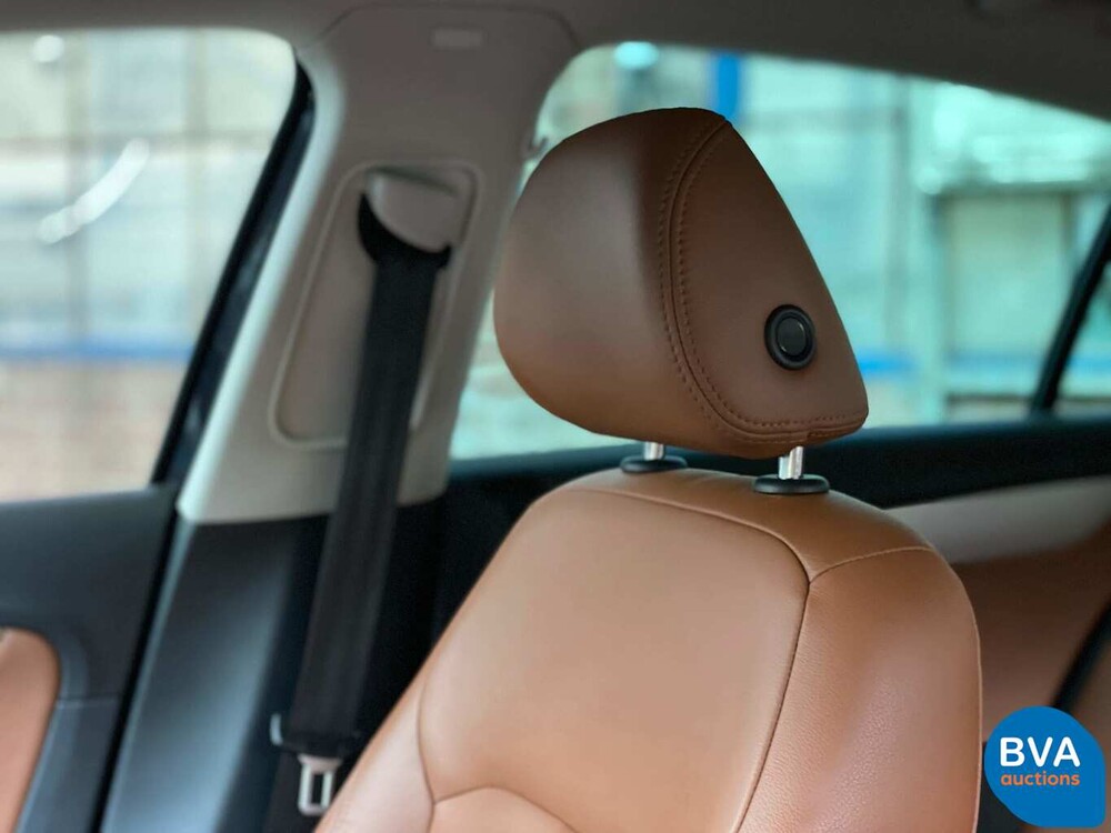 Volkswagen Passat 1.6 TDI BlueMotion Executive Edition 105pk 2014, 6-XHD-60