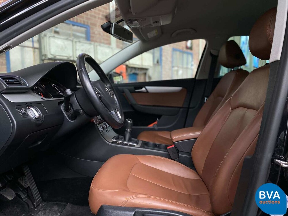 Volkswagen Passat 1.6 TDI BlueMotion Executive Edition 105pk 2014, 6-XHD-60