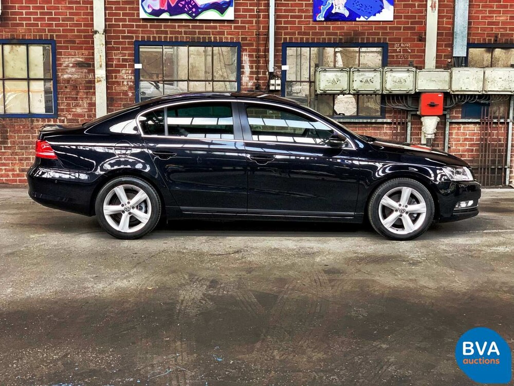Volkswagen Passat 1.6 TDI BlueMotion Executive Edition 105pk 2014, 6-XHD-60