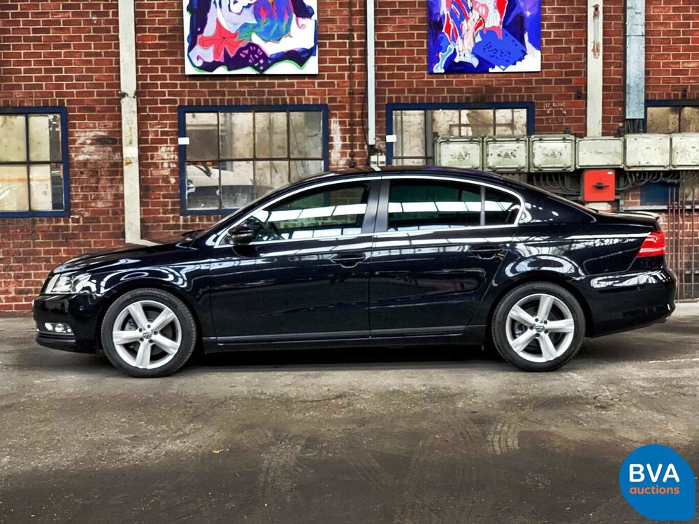 Volkswagen Passat 1.6 TDI BlueMotion Executive Edition 105pk 2014, 6-XHD-60