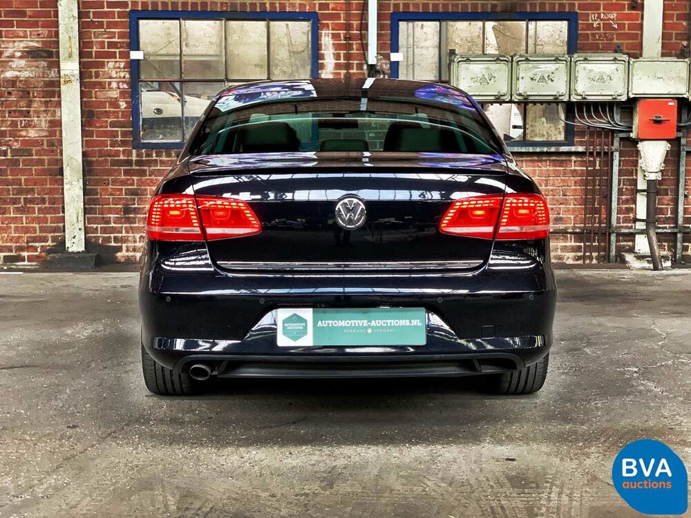 Volkswagen Passat 1.6 TDI BlueMotion Executive Edition 105pk 2014, 6-XHD-60