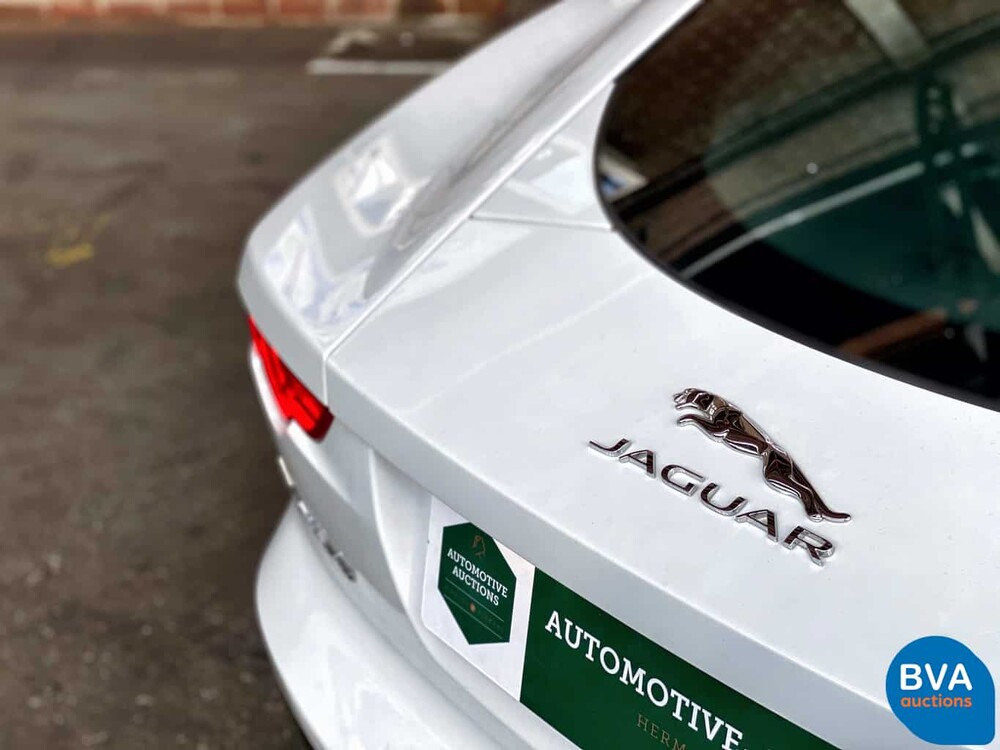 Jaguar F-Type 3.0 V6 Coupé 340pk 2017, PD-713-N