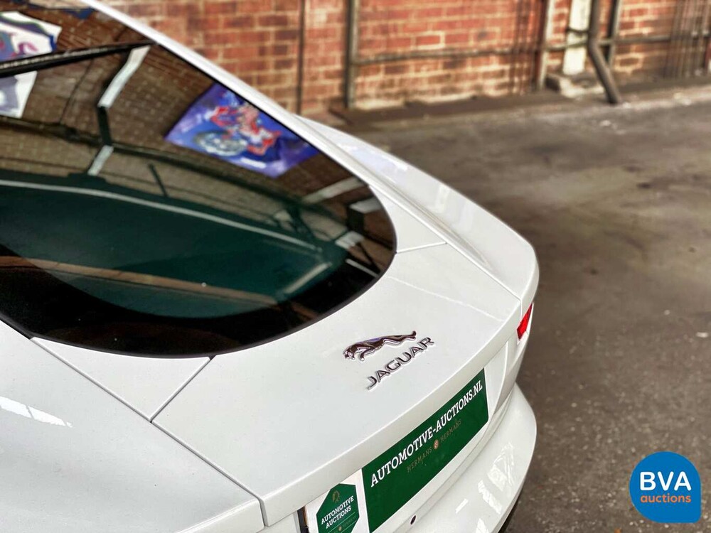 Jaguar F-Type 3.0 V6 Coupé 340pk 2017, PD-713-N