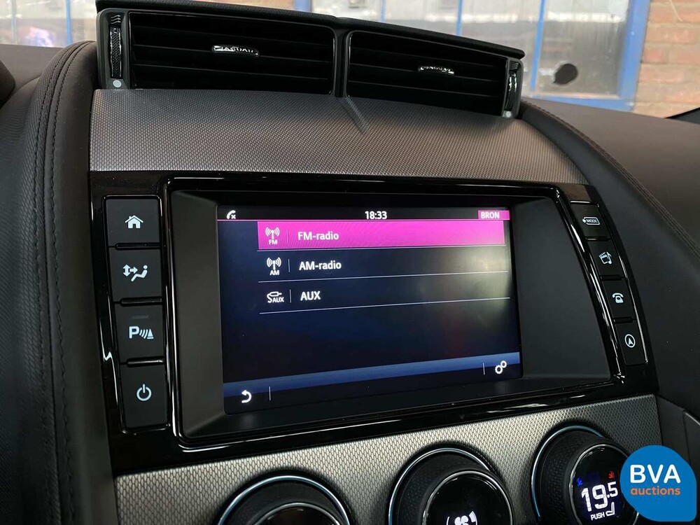 Jaguar F-Type 3.0 V6 Coupé 340pk 2017, PD-713-N