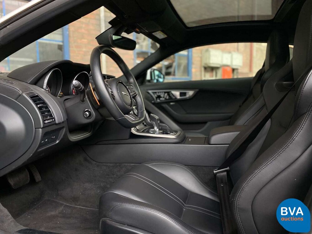 Jaguar F-Type 3.0 V6 Coupé 340pk 2017, PD-713-N