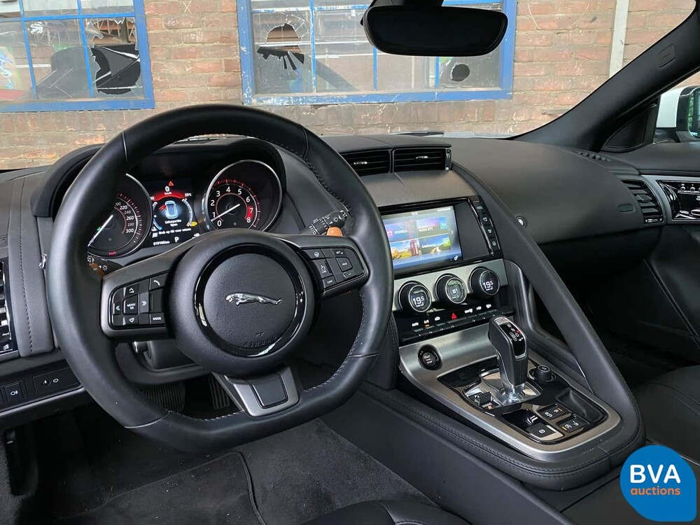 Jaguar F-Type 3.0 V6 Coupé 340pk 2017, PD-713-N