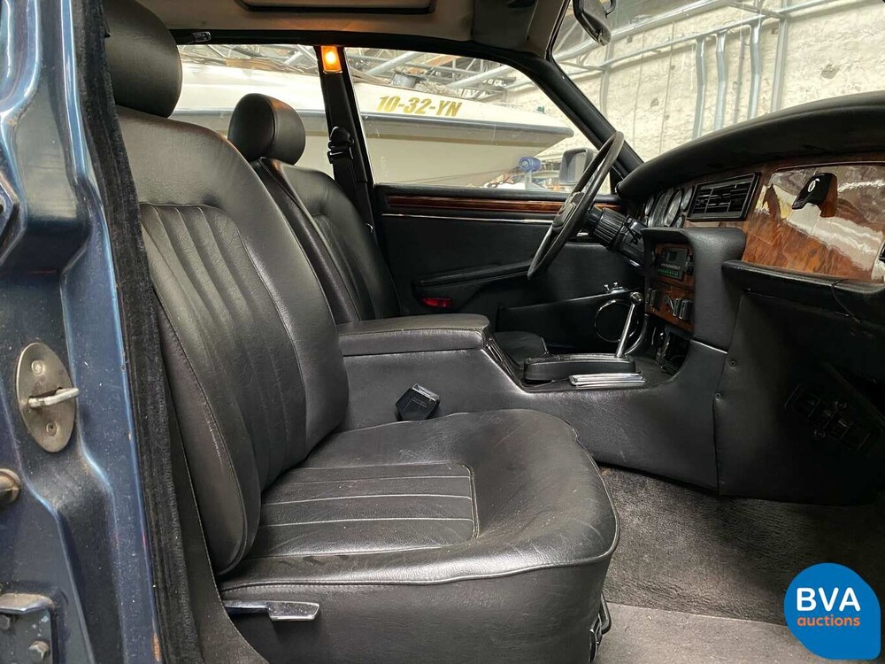 Jaguar XJ12 5.3 V12 HE 295pk 1983, 38-HK-PT