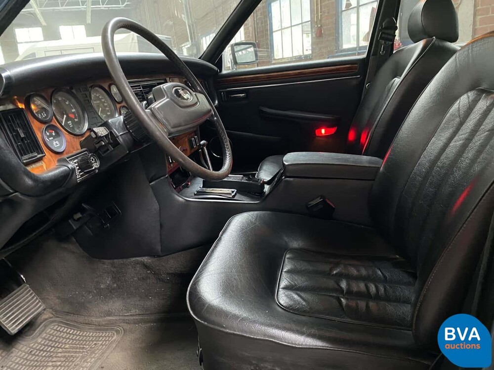 Jaguar XJ12 5.3 V12 HE 295pk 1983, 38-HK-PT