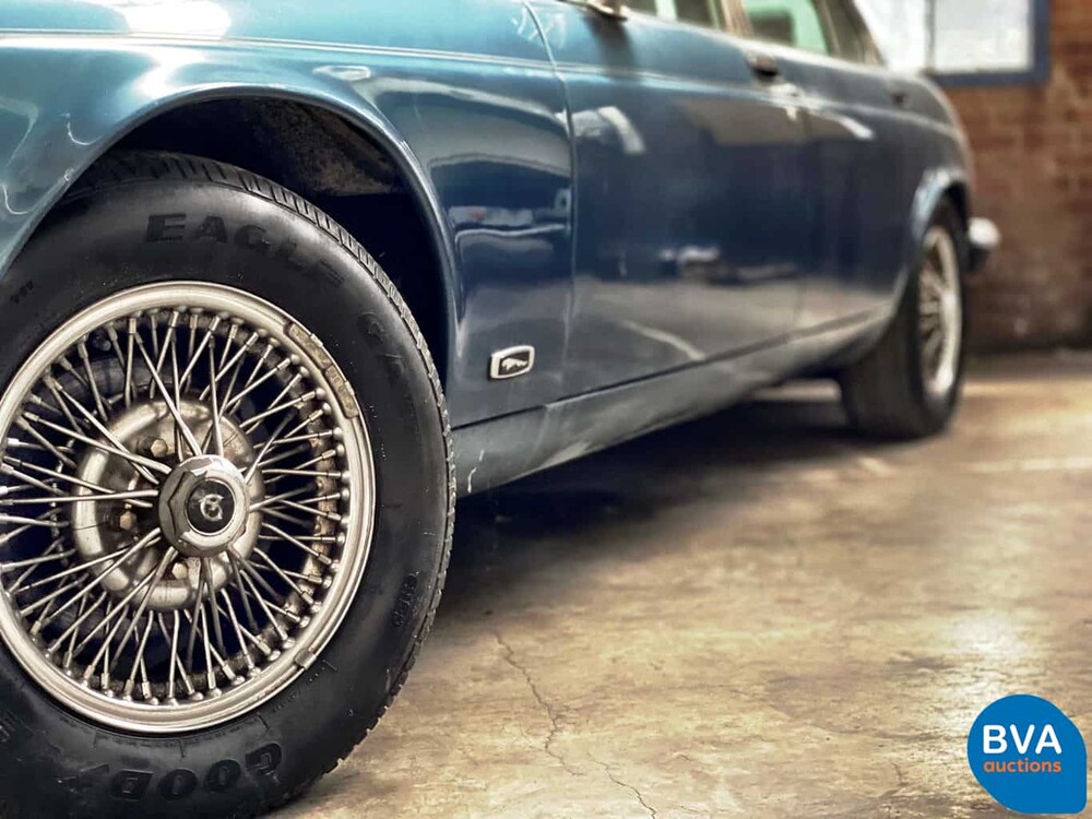 Jaguar XJ12 5.3 V12 HE 295pk 1983, 38-HK-PT