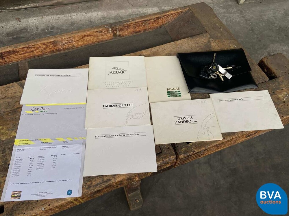 Jaguar XJ8 3.2 V8 237 PS X308 2000.