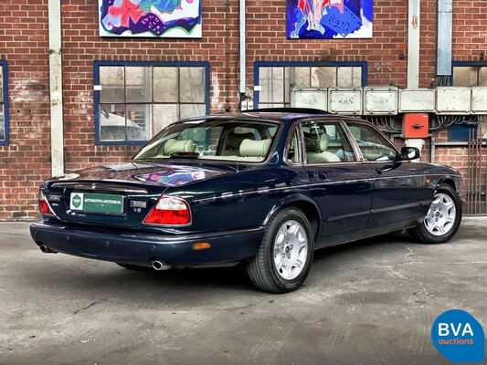 Jaguar XJ8 3.2 V8 237pk X308 2000