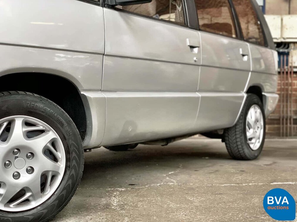 Renault Espace 2.0 J11 Phase I J11 107pk 1986, 82-RGL-3