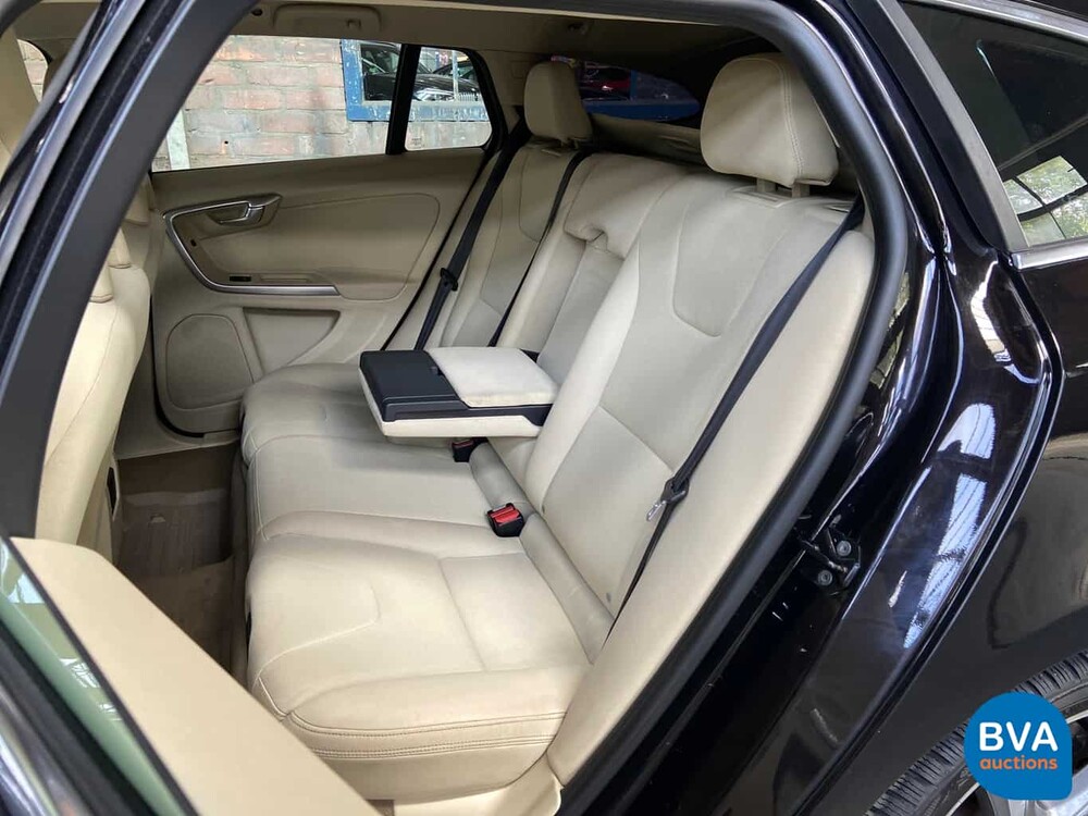 Volvo V60 2.0 D3 5-Cilinder Momentum 163pk 2011