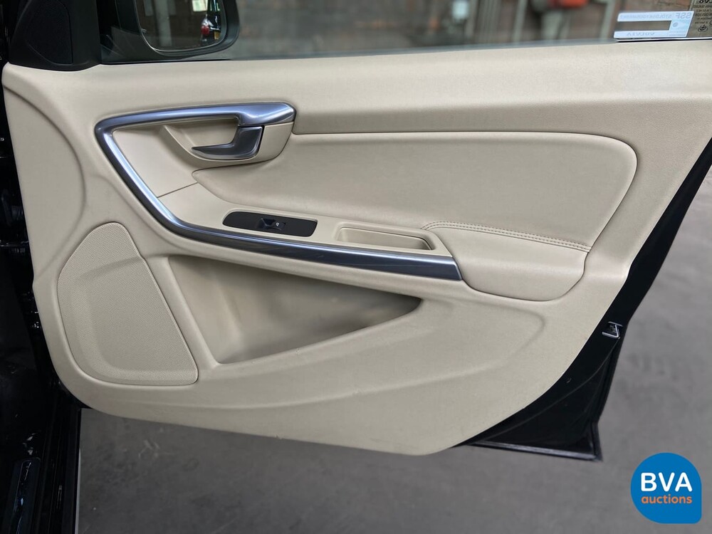 Volvo V60 2.0 D3 5-Cilinder Momentum 163pk 2011