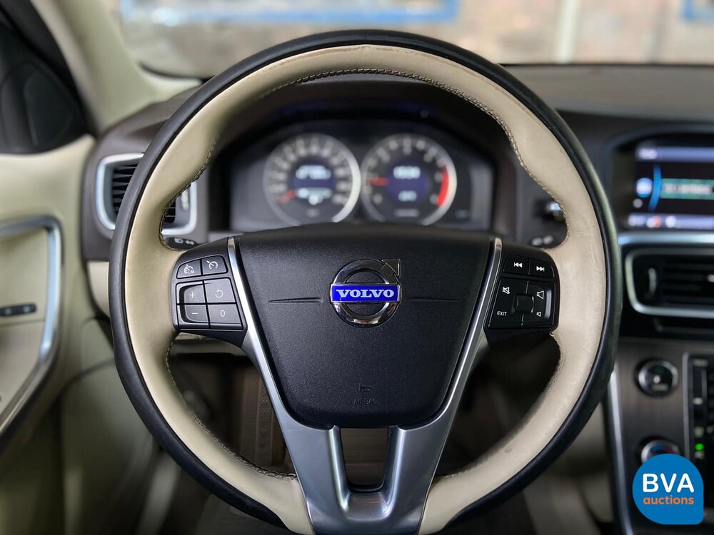 Volvo V60 2.0 D3 5-Cilinder Momentum 163pk 2011