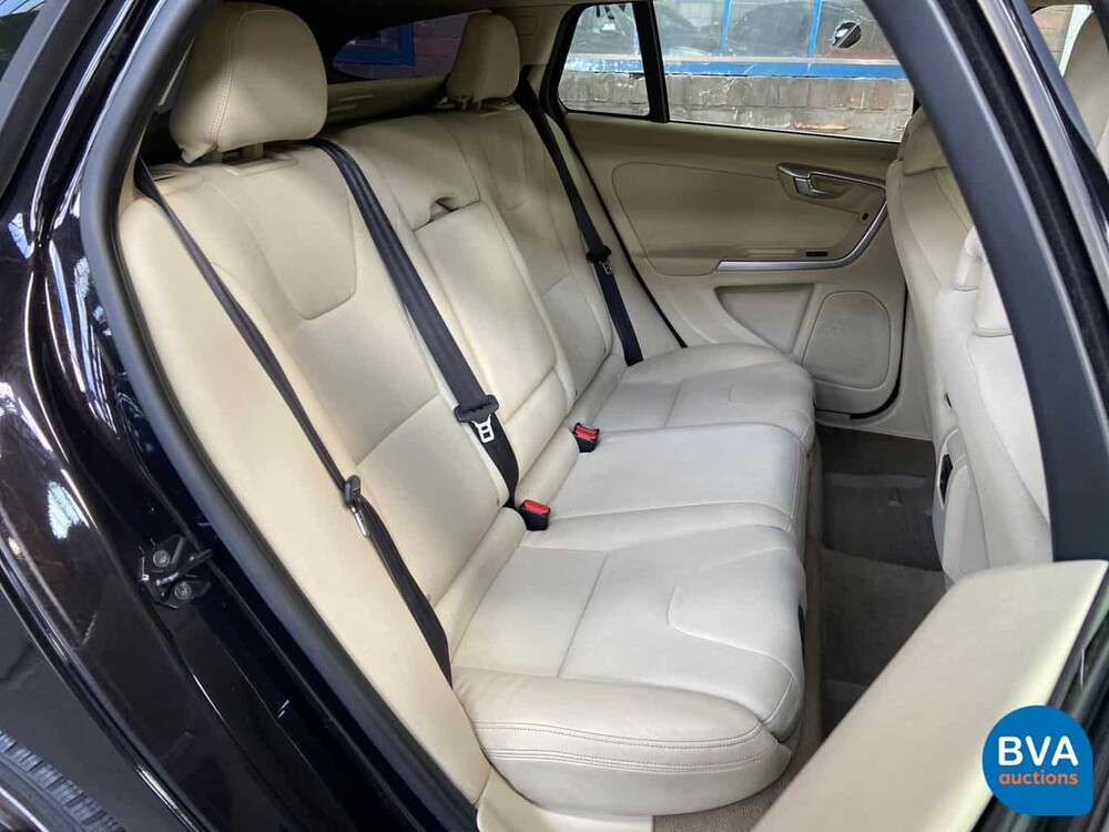 Volvo V60 2.0 D3 5-Cilinder Momentum 163pk 2011