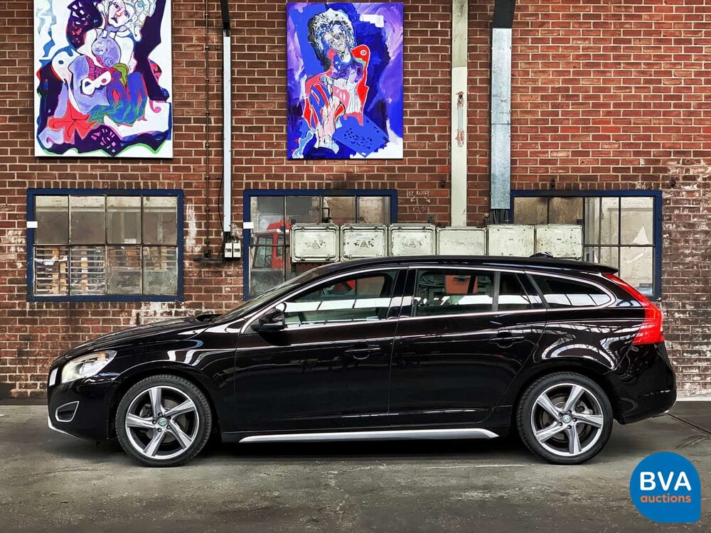 Volvo V60 2.0 D3 5-Cilinder Momentum 163pk 2011