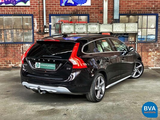 Volvo V60 2.0 D3 5-Zylinder-Impuls 163 PS 2011.