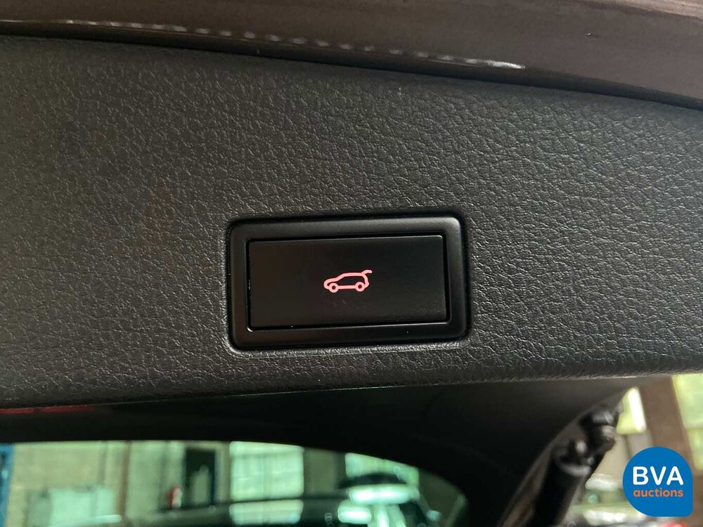 Volkswagen Touareg 3.0 TDI Highline 245pk 2011, 72-SLR-6