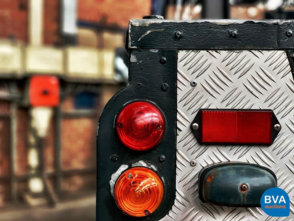 Land Rover Defender 88 Metal Top Series 3 Pick-Up 1979 LHD, 12-RB-17