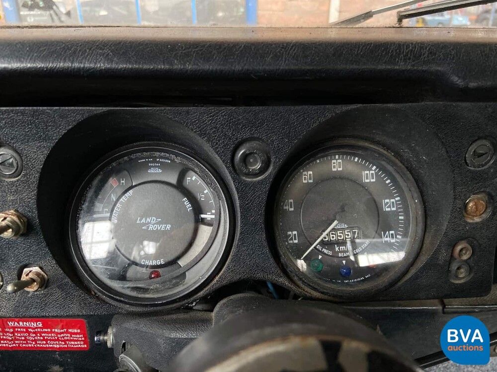 Land Rover Defender 88 Metal Top Series 3 Pick-Up 1979 LHD, 12-RB-17