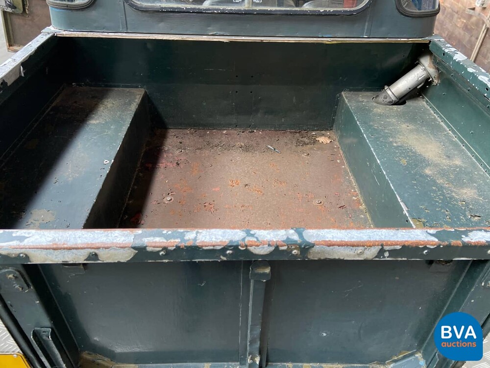 Land Rover Defender 88 Metal Top Series 3 Pick-Up 1979 LHD, 12-RB-17