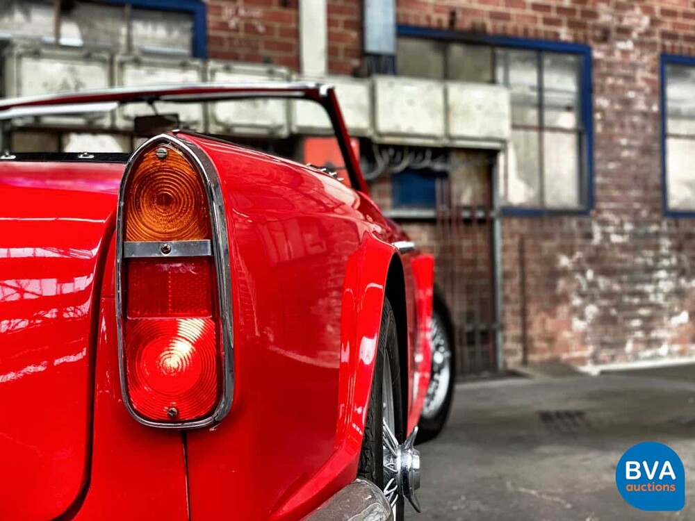 Triumph TR 4 2.1 109 PS 1965 - Original Dutch -, FZ-28-99.