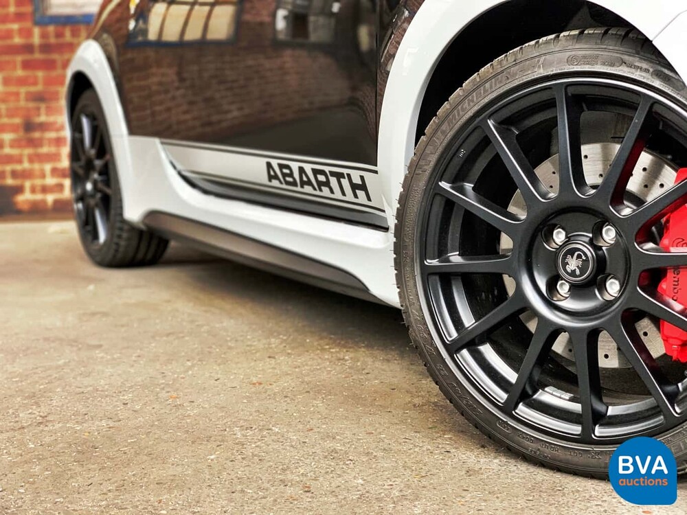 Fiat 500 Abarth 695 180pk Automaat 70th Anniversario 2020 NIEUW