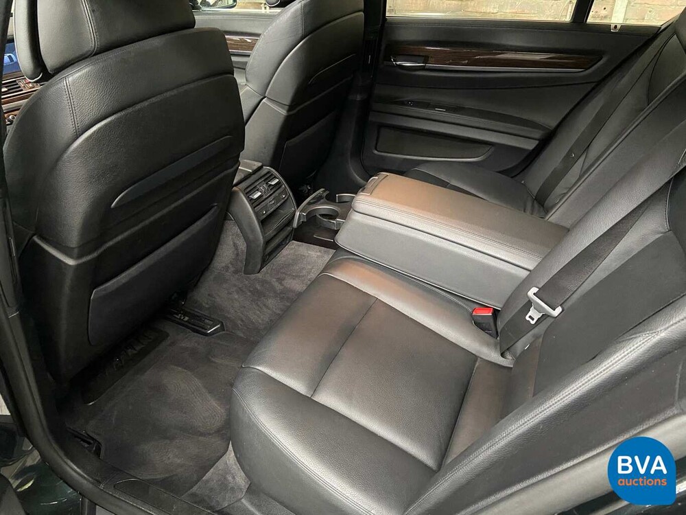 BMW 750i High Executive 408pk 7-serie 2009, KR-067-B