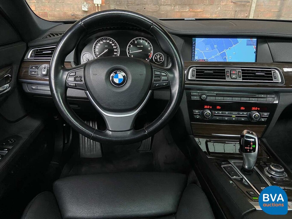 BMW 750i High Executive 408pk 7-serie 2009, KR-067-B