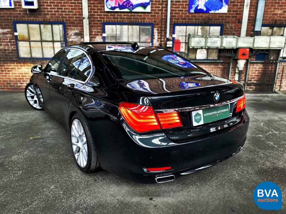 BMW 750i High Executive 408pk 7-serie 2009, KR-067-B