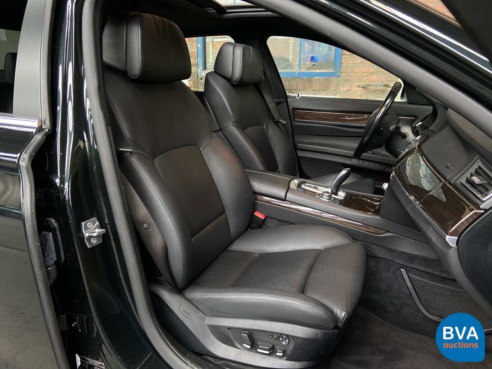 BMW 750i High Executive 408pk 7-serie 2009, KR-067-B