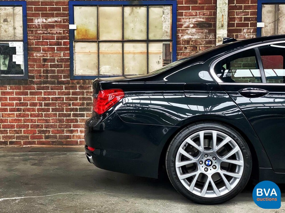 BMW 750i High Executive 408pk 7-serie 2009, KR-067-B