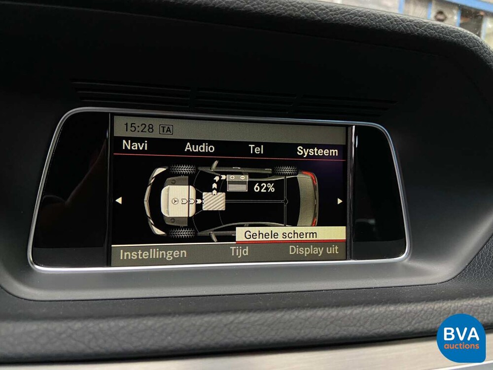 Mercedes-Benz E300 Bluetec Hybrid E-Klasse 2014, 8-XVD-94.