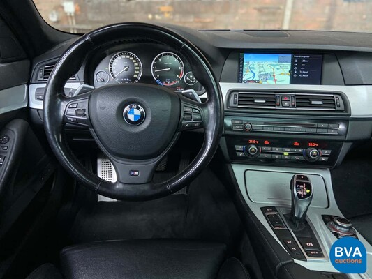 BMW M550d xDrive Touring 381pk/740Nm 5-Serie 2012, 7-SPP-52