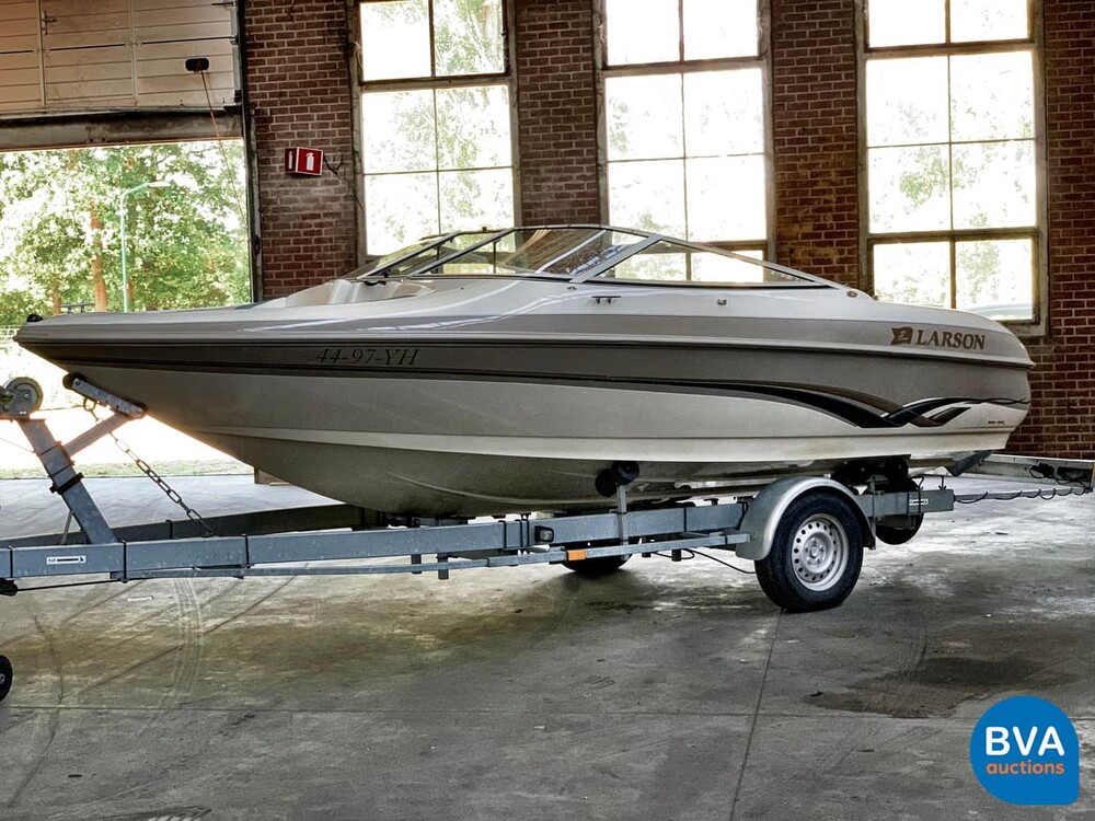 Larson LXi 186 Volvo Penta 4.3 GL V6 Speedboot