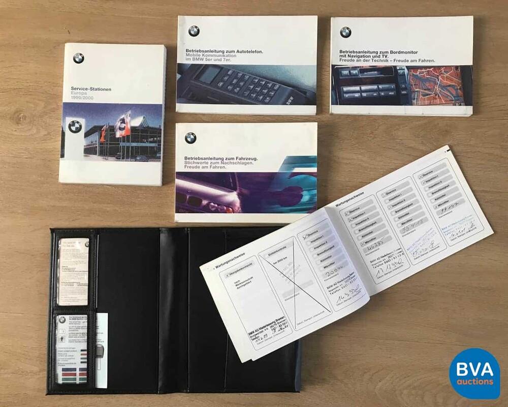 BMW 540i E39 4.4 V8 286pk -Handgeschakeld- 1999, 75-XV-DJ