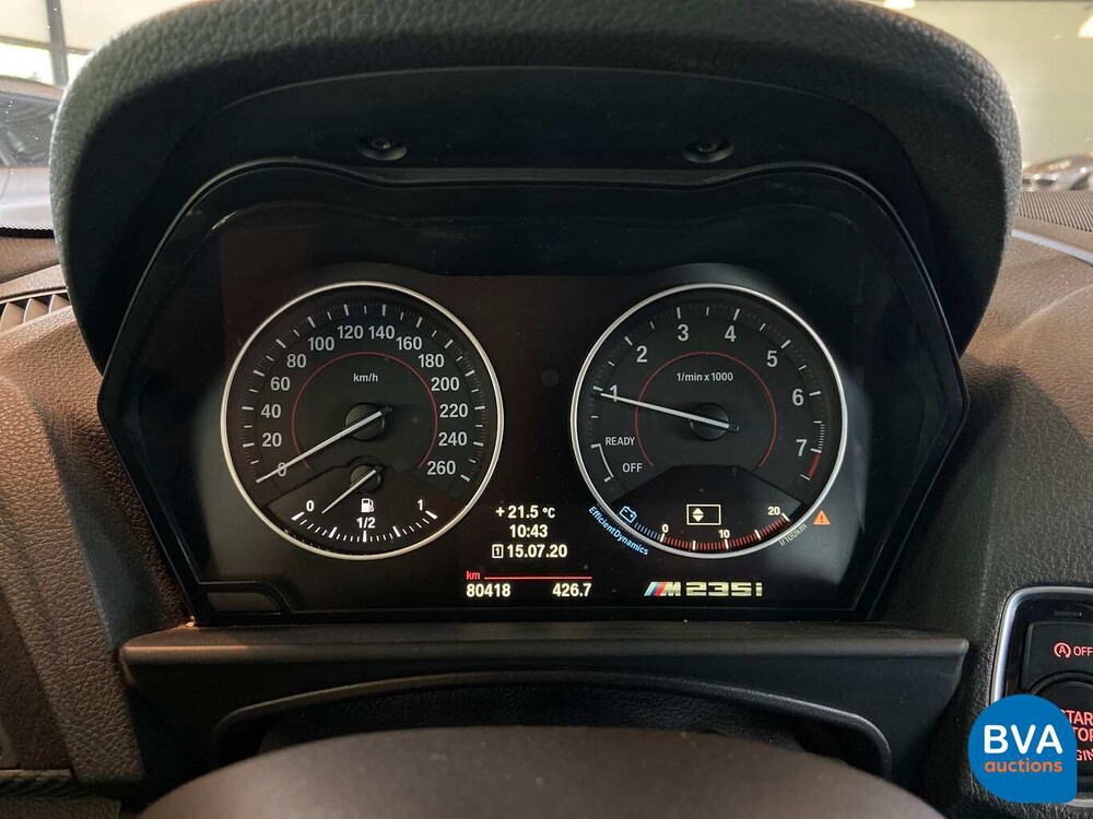 BMW M235i Coupé M-Performance -Handgeschakeld!- 326pk 2014, HG-019-V