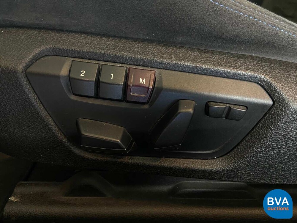 BMW M235i Coupé M-Performance -Handgeschakeld!- 326pk 2014, HG-019-V