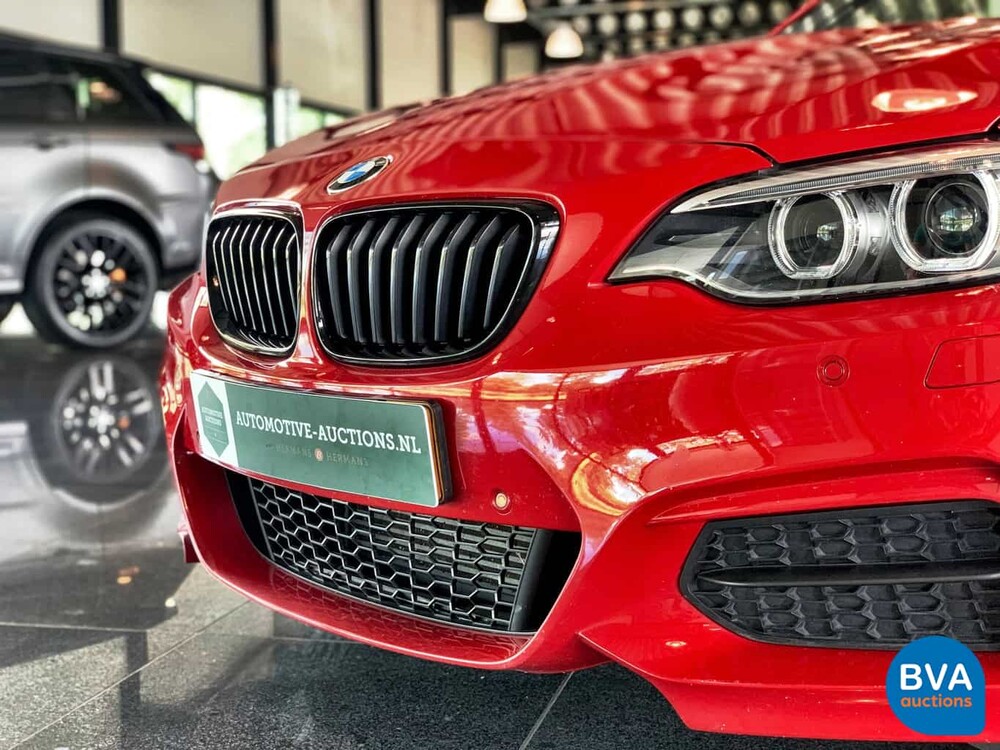 BMW M235i Coupé M-Performance -Handgeschakeld!- 326pk 2014, HG-019-V